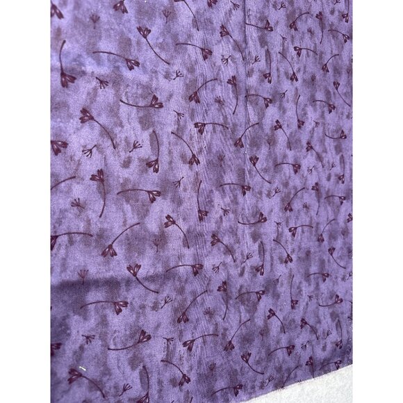 Purple Floral Cotton Fabric 14" x 22" Quilting Crafting Material - Picture 1 of 5